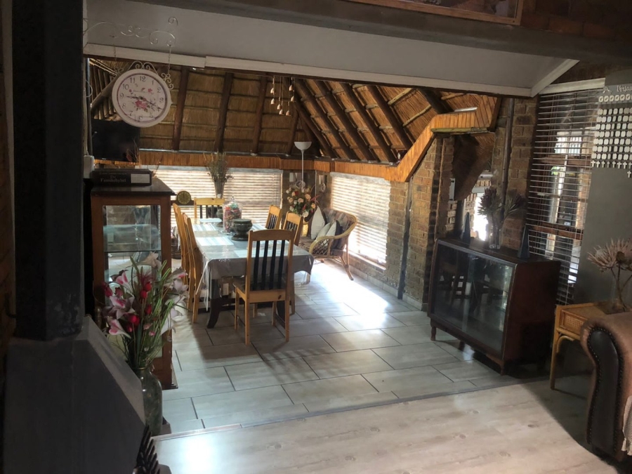 5 Bedroom Property for Sale in Vaalpark Free State
